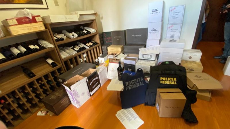 Vinhos falsificados são apreendidos em Joinville