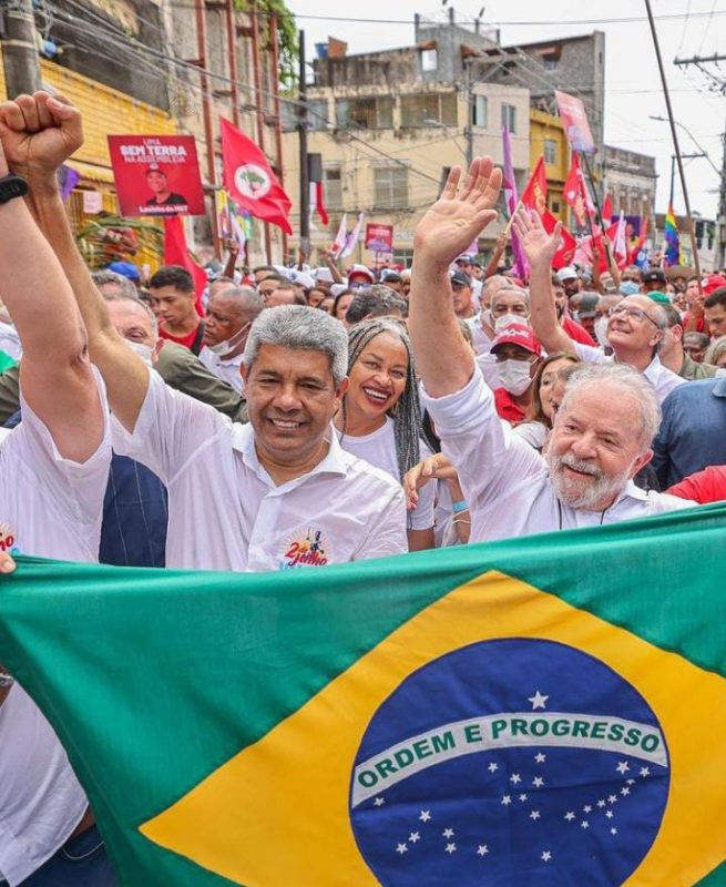 Lula realiza ato público em Salvador ao lado de apoiadores – Foto: Reprodução/Instagram/Divulgação/ND