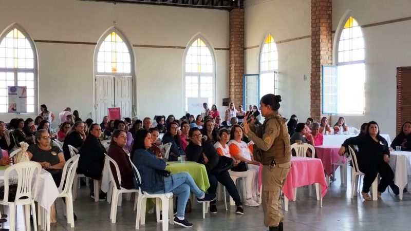 Evento contou com a participa&ccedil;&atilde;o de aproximadamente 200 mulheres – Foto: MB Comunica&ccedil;&atilde;o/ND