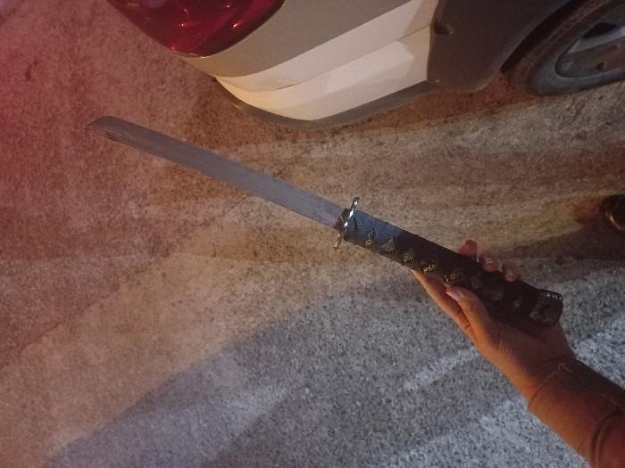 Arma foi encontra durante revista – Foto: Pol&iacute;cia Militar/Reprodu&ccedil;&atilde;o/ND