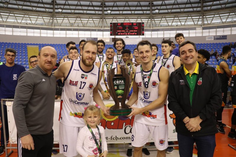 Basquete joga a 13ª Copa SC Adulto Feminino e Masculino