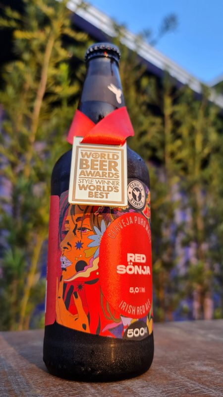 A Red Sonja, de Jaragu&aacute; do Sul, levou o t&iacute;tulo de melhor cerveja estilo Pale Beer Amber na categoria Sabor – Foto: Divulga&ccedil;&atilde;o/Stannis Cervejaria/ND