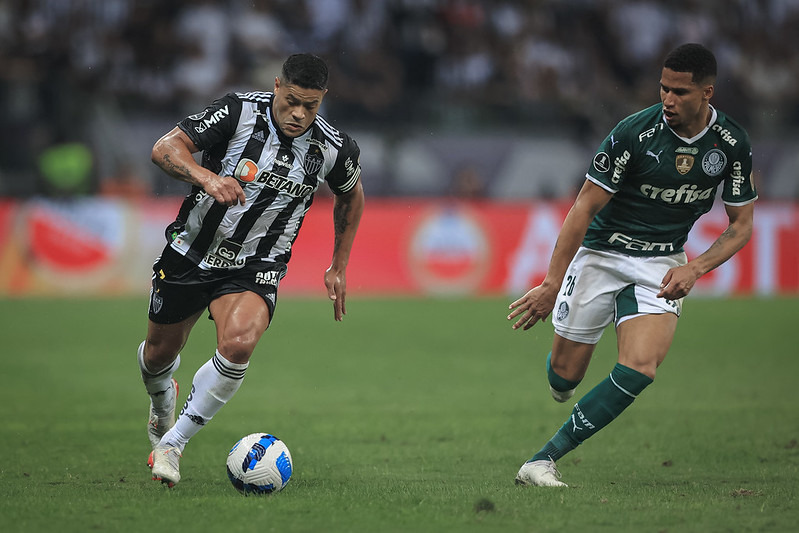 Palmeiras Empata Com Atlético-MG Nos Acréscimos E Cala Mais De 55 Mil ...