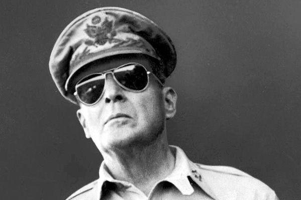 Douglas MacArthur, General was a kind of first poster boy for the brand –  Photo: Disclosure / ND