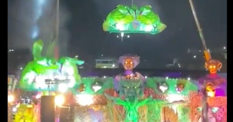 V&iacute;deo flagra momento em que m&oacute;dulo com 20 pessoas despenca de guindaste – Foto: Reprodu&ccedil;&atilde;o