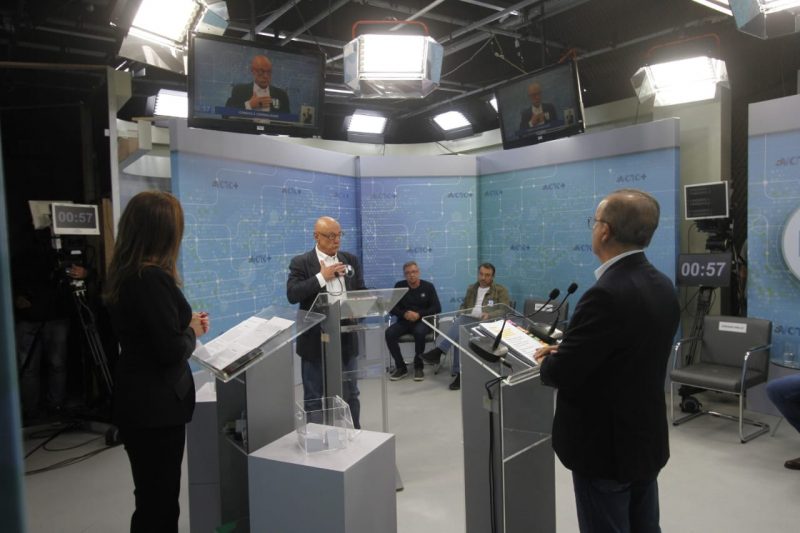 Amin e Jorginho – Foto: Leo Munhoz/ND