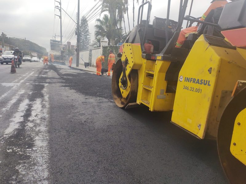 Asphalt restoration work disrupts traffic in Boa Vista – Photo: Adriano Mendez/NDTV
