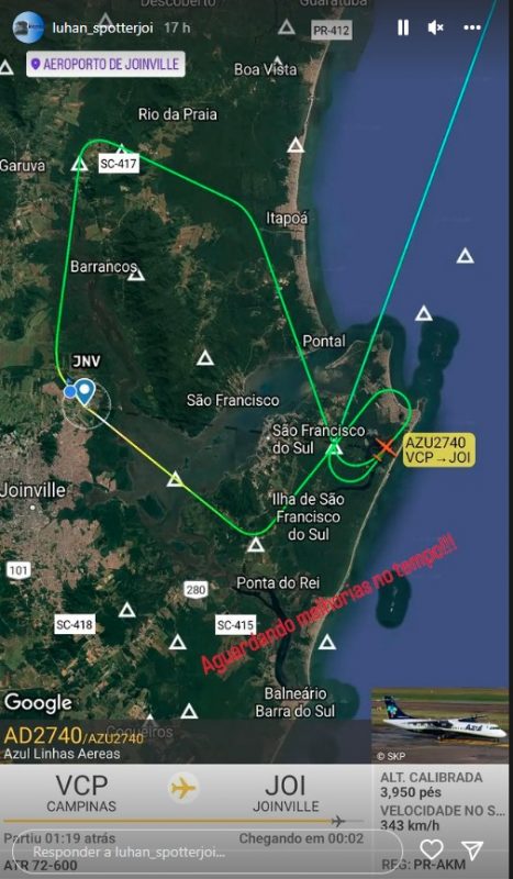 avião em espera em são francisco do sul 