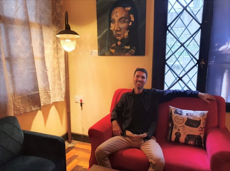 Bernardo Dartagnan, artista pl&aacute;stico de Florian&oacute;polis – Foto: LL Comunica&ccedil;&atilde;o/Divulga&ccedil;&atilde;o/ND