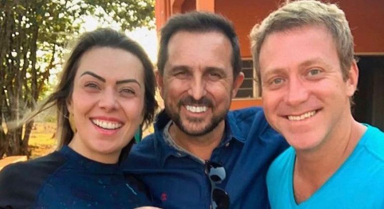 Amigos visitam o artista que est&aacute; internado em uma cl&iacute;nica – Foto: @alinekezhilha/Reprodu&ccedil;&atilde;o/ND