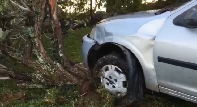 Queda, colis&atilde;o e acidentes deixam tr&acirc;nsito lento na Grande Florian&oacute;polis – Foto: GMF/Reprodu&ccedil;&atilde;o/ND
