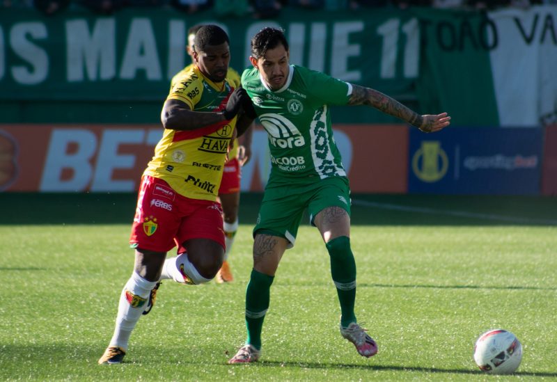 Chapecoense e Brusque viveram momentos distintos da temporada – Foto: Tiago Meneghini/ACF