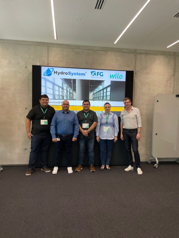 Comitiva de engenheiros da FG esteve fora do pa&iacute;s em busca de tecnologias – Foto: FG Empreendimentos/Divulga&ccedil;&atilde;o/ND