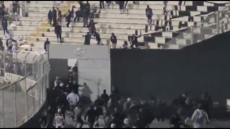 Confusão generalizada interrompeu a partida