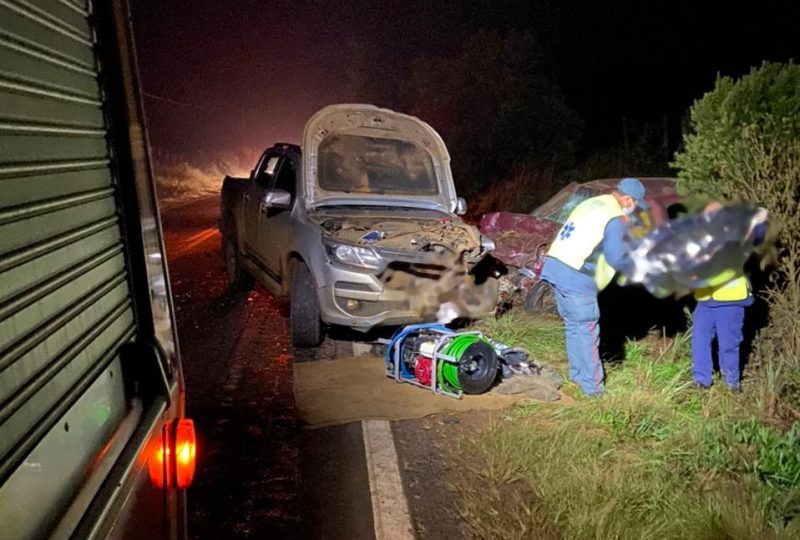 Colisão entre carro e caminhonete é registrada na área Central de Criciúma