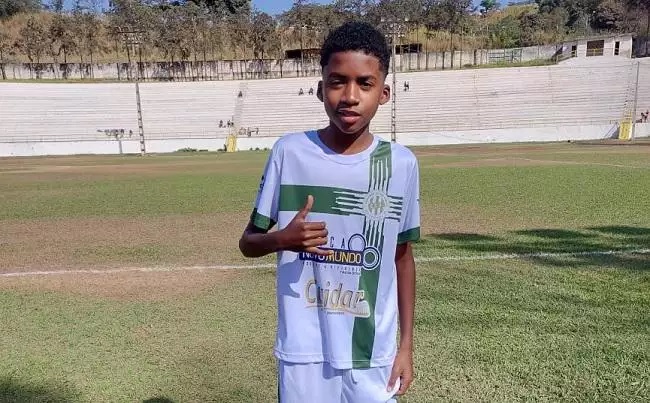 Davi marcou lindo gol, que foi comparado a tento marcado por Pelé