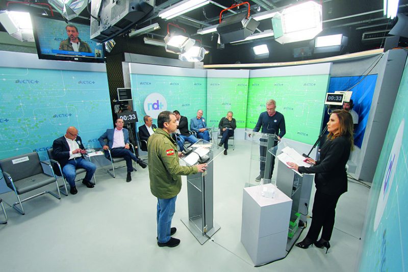 Na TV, entre os dias 5 e 14 de setembro, os candidatos a governador passar&atilde;o por uma sabatina na Record News – Foto: Leo Munhoz/ND