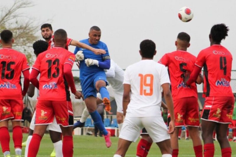 Oliveira foi campe&atilde;o da S&eacute;rie B com o JEC e marcou o primeiro gol da carreira para garantir empate do atual time – Foto: Renan Camargo/Desportivo Brasil/Divulga&ccedil;&atilde;o/ND