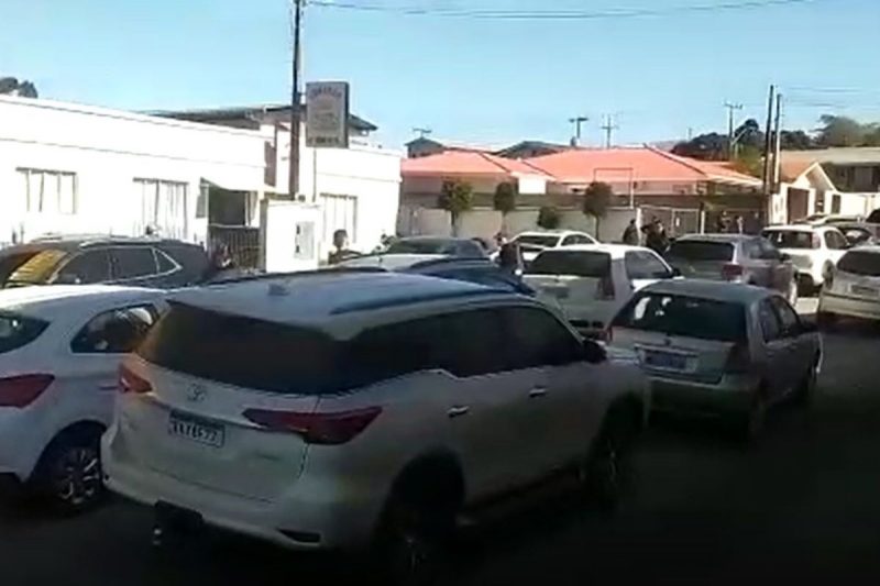 Cerca de 50 carros foram apreendidos em revenda de ex vice-prefeito de Canoinhas – Foto: Reprodu&ccedil;&atilde;o/Internet