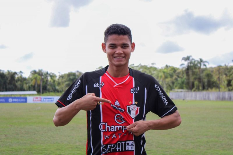 Jo&atilde;o Vitor chega por empr&eacute;stimo do Ypiranga e fica no Tricolor at&eacute; o final do Catarinense de 2023 – Foto: Thiago Borges/JEC/Divulga&ccedil;&atilde;o/ND