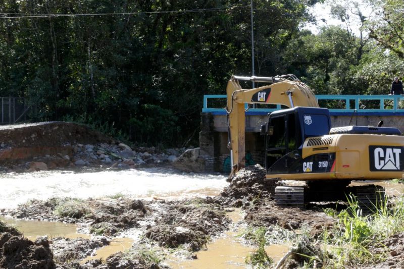 Joinville dá largada ao reparos dos estragos após enxurrada