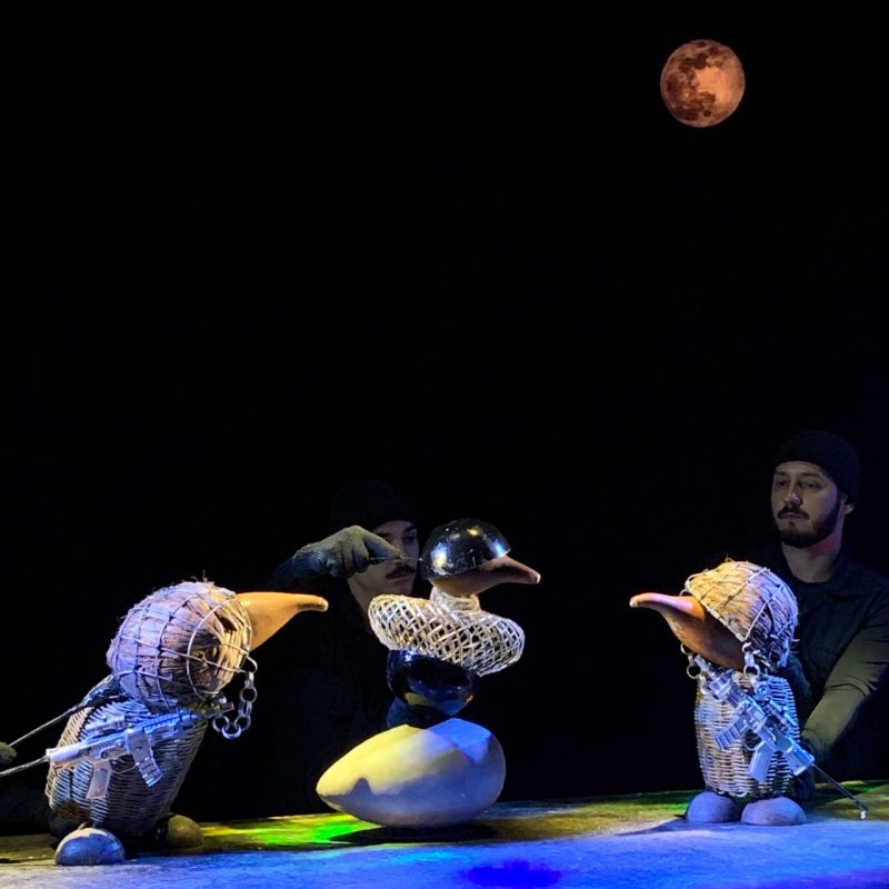 O mito de OROBORO representa alegoricamente o car&aacute;ter c&iacute;clico da exist&ecirc;ncia – Foto: Divulga&ccedil;&atilde;o/FITA 2022/ND