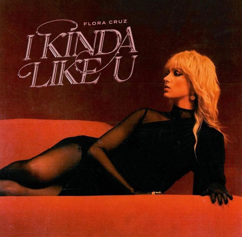 Para completar a entrevista que eu realizei com Flora Cruz, só faltava isso: o clipe