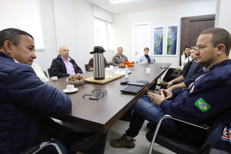 For&ccedil;a-tarefa se re&uacute;ne em Florian&oacute;polis para criar estrat&eacute;gias de enfrentamento ao frio intenso – Foto: Cristiano Andujar/PMF/Divulga&ccedil;&atilde;o/ND