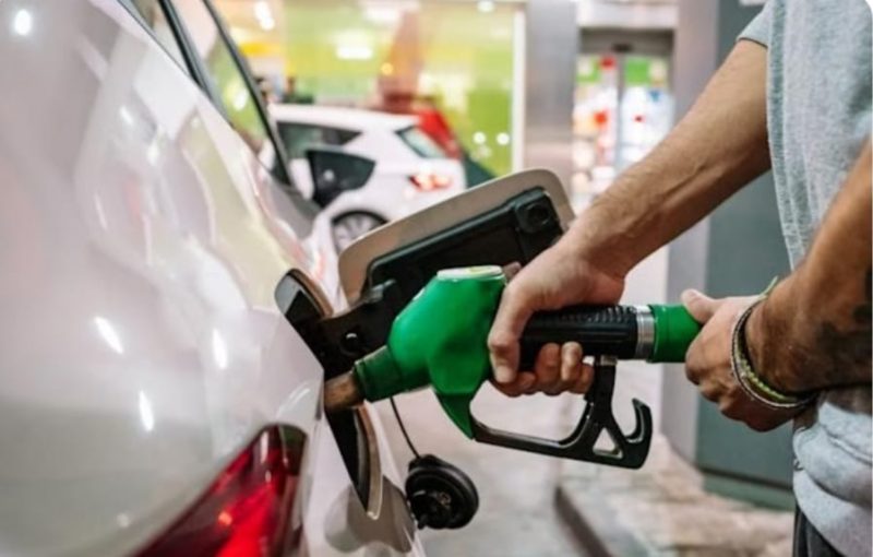 Gasoline, which has already been priced at the highest price, today costs less than 5.25 reais per liter in Santa Catarina.  Photo: Disclosure/ND