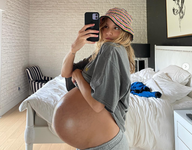 Foto de Isabella Scherer viralizou ap&oacute;s usu&aacute;rios se assustarem com o tamanho da barriga – Foto: Reprodu&ccedil;&atilde;o/@isascherer/ND