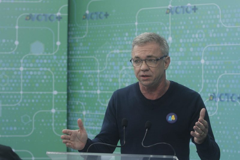 Intervenção no União Brasil quer tirar controle do partido das mãos de Gean Loureiro