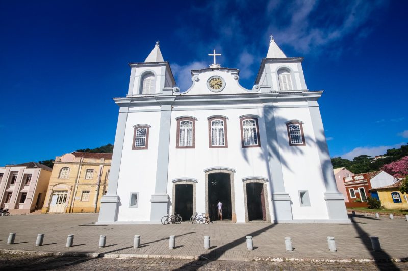 Na Igreja Matriz Santo Ant&ocirc;nio &eacute; poss&iacute;vel encontrar no seu interior obras do artista catarinense Victor Meirelles – Foto: Prefeitura Municipal de Laguna/Divulga&ccedil;&atilde;o