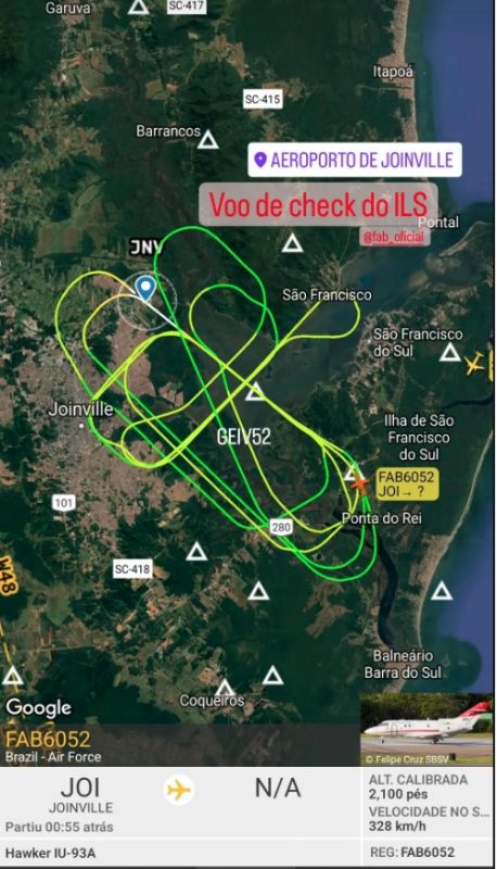 avião fica circulando em joinville no aeroporto de joinville