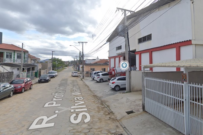 Inc&ecirc;ndio atingiu uma oficina em S&atilde;o Jos&eacute; neste s&aacute;bado (13) – Foto: Reprodu&ccedil;&atilde;o/ND