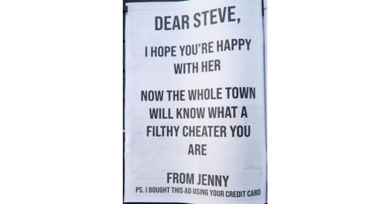 An&uacute;ncio em letras garrafais movimentou a cidade australiana, mas ganho o mundo em seguida – Foto: Reprodu&ccedil;&atilde;o