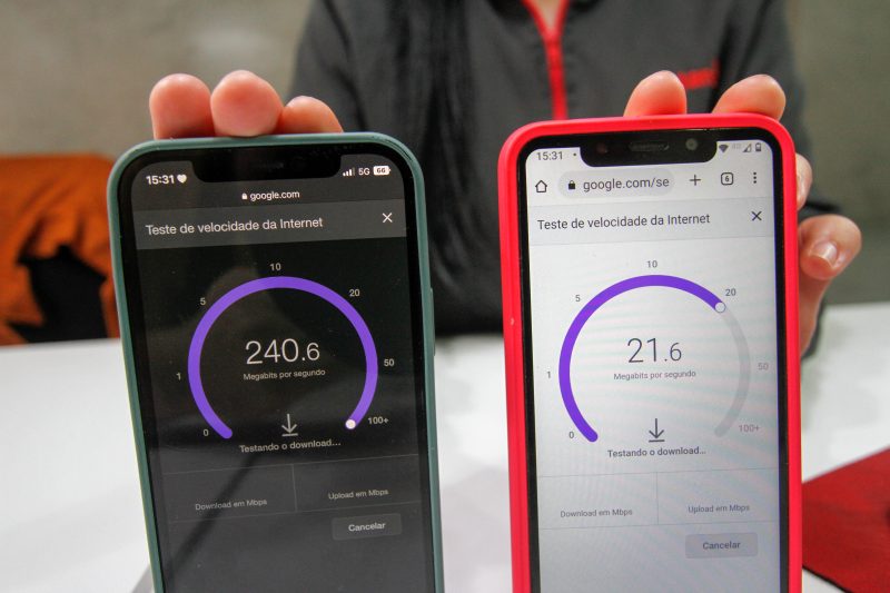 Comparativo de velocidade de download entre a tecnologia 4G e a 5G