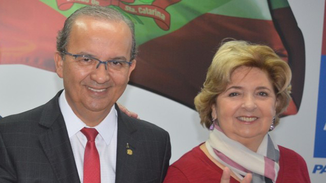 Dona Ivete, vi&uacute;va do senador Luiz Henrique, assume cadeira no senado nesta quarta-feira – Foto: Arquivo