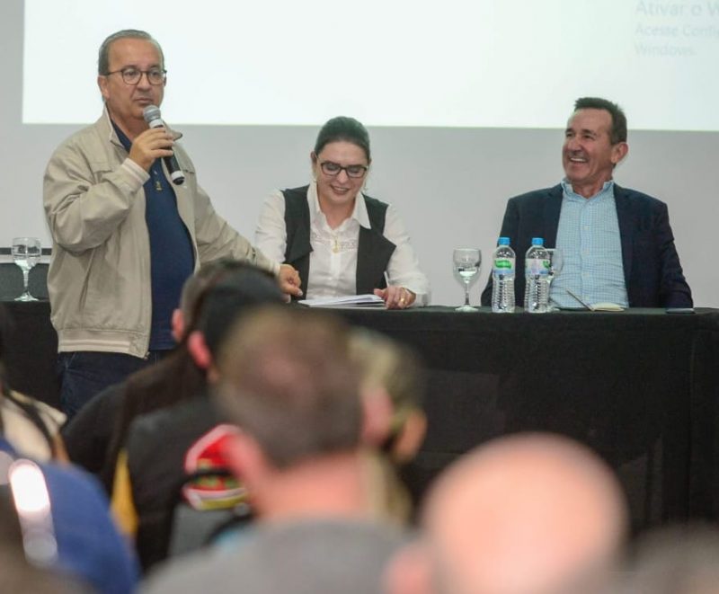 Senador Jorginho Mello se comprometeu com voto contra a extin&ccedil;&atilde;o das auto escolas – Foto: Divulga&ccedil;&atilde;o/ND