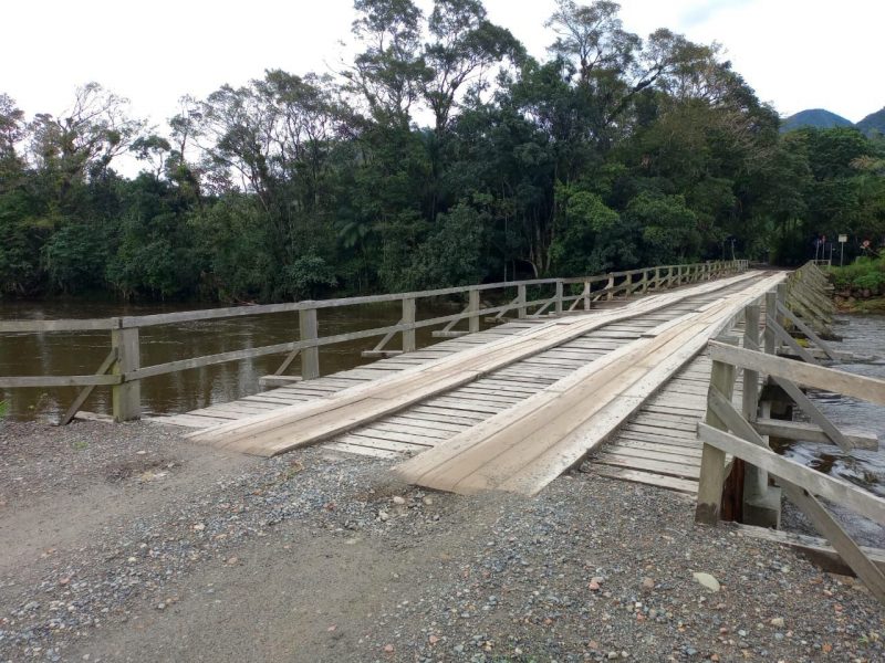 Obras na Ponte baixa no Quiriri em Joinville