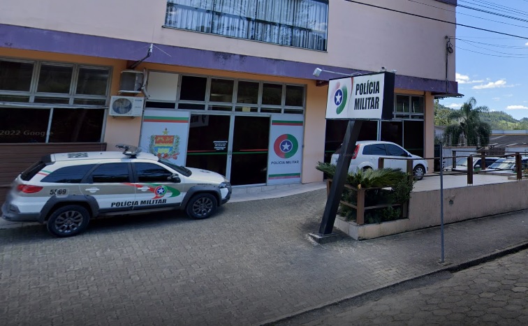 Polícia Militar de Taió prendeu homem suspeito de ser ladrão e furtar itens inusitados