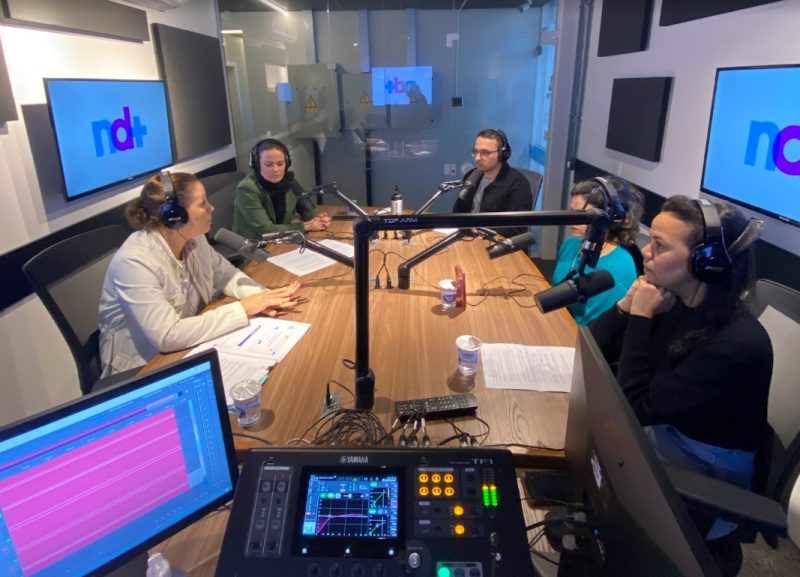 Podcast foi gravado no Est&uacute;dio Multiplataforma do Grupo ND, com a participa&ccedil;&atilde;o de quatro convidados – Foto: ND