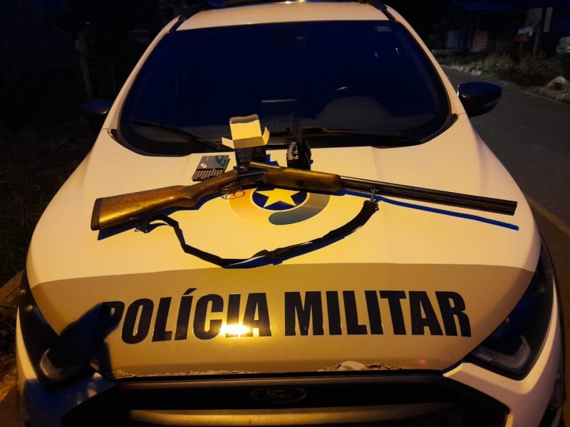 O homem, at&eacute; o momento, n&atilde;o foi preso. – Foto: Pol&iacute;cia Militar/ND