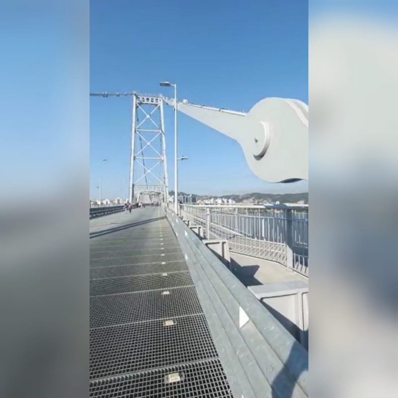Ponte Hercílio Luz balança e assusta moradores