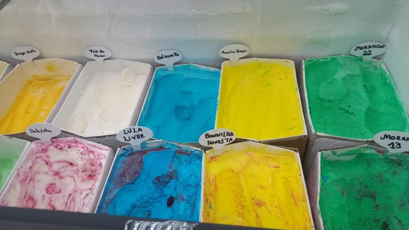 Sabores nas cores verde, amarelo e azul s&atilde;o dedicados a Bolsonaro e Lula – Foto: Qmay/Divulga&ccedil;&atilde;o