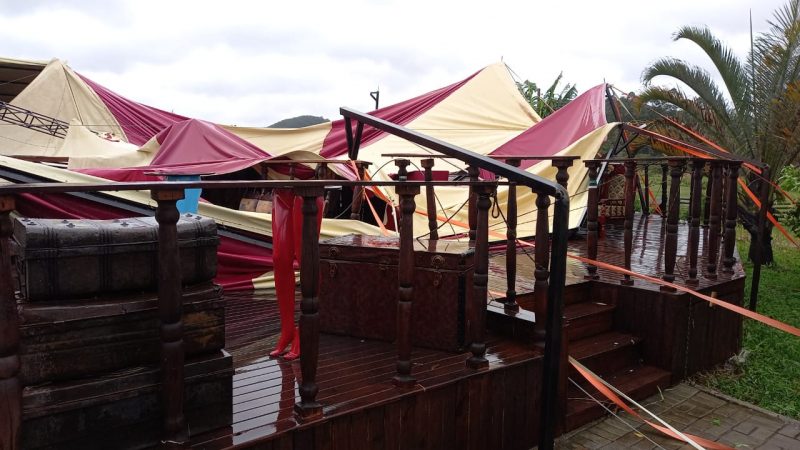 Passagem do ciclone causou estragos nas cidade do Litoral Norte – Foto: Surreal Park/Divulga&ccedil;&atilde;o/ND