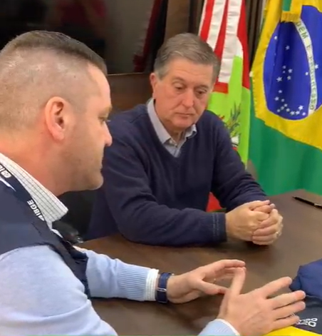 Prefeito de Florian&oacute;polis foi o primeiro morador de Santa Catarina recenseado neste ano – Foto: Divulga&ccedil;&atilde;o/Instagram/Top&aacute;zio Neto