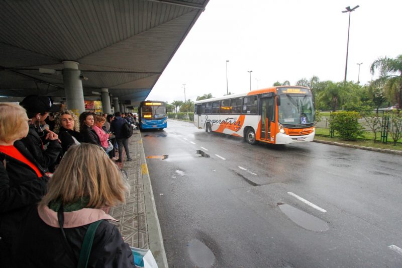 Reajuste pegou usuários de surpresa nesta segunda-feira (23)