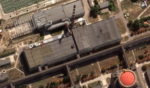 The satellite image shows the nuclear power plant and its surroundings, where buildings have recently been bombed.  Photo: Handout/Maxar Technologies/AFP/ND
