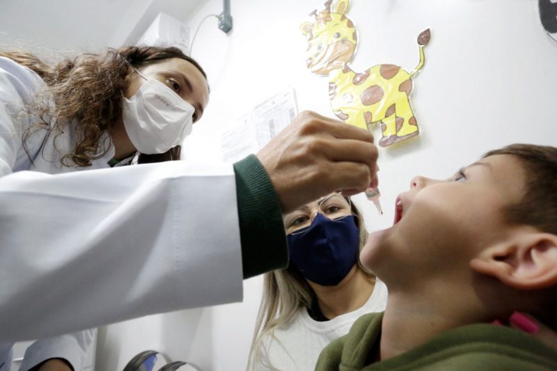 Dia de vacinação para crianças em Joinville