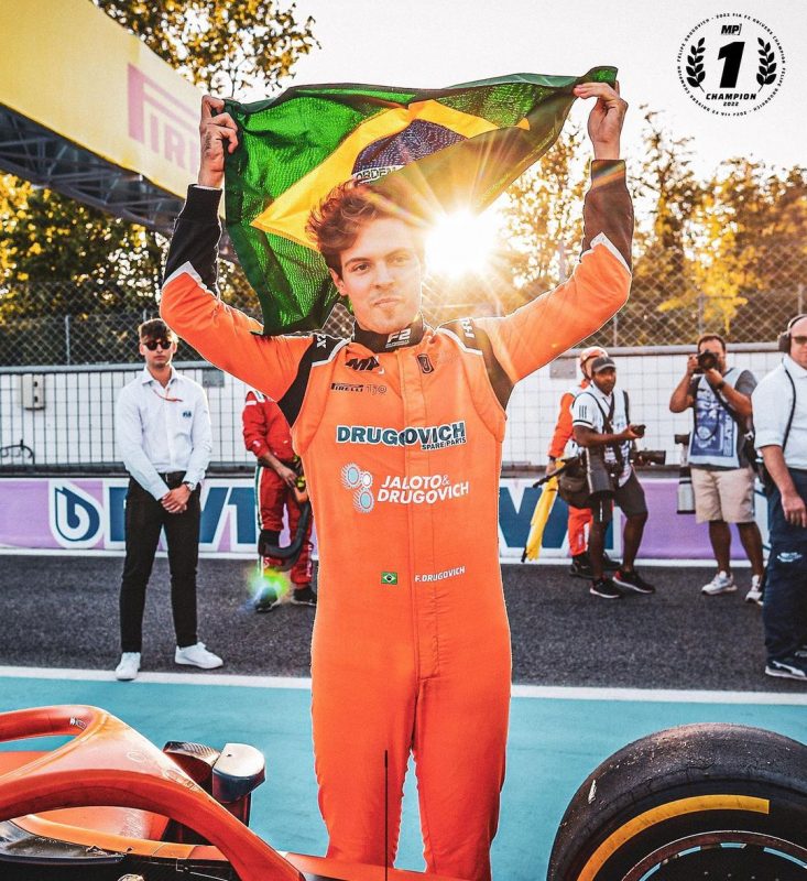 Felipe Drugovich foi o principal destaque da “categoria de base da F1”, se tornando o primeiro brasileiro em mais de 20 anos a levar o t&iacute;tulo da F2. – Foto: Divulga&ccedil;&atilde;o/Federa&ccedil;&atilde;o Internacional de Automobilismo